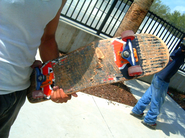 Poti at skateboard
